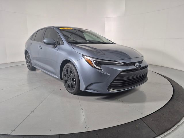 Certified 2023 Toyota Corolla LE w/ Carpet Mat Package (TMS) FWD image 6