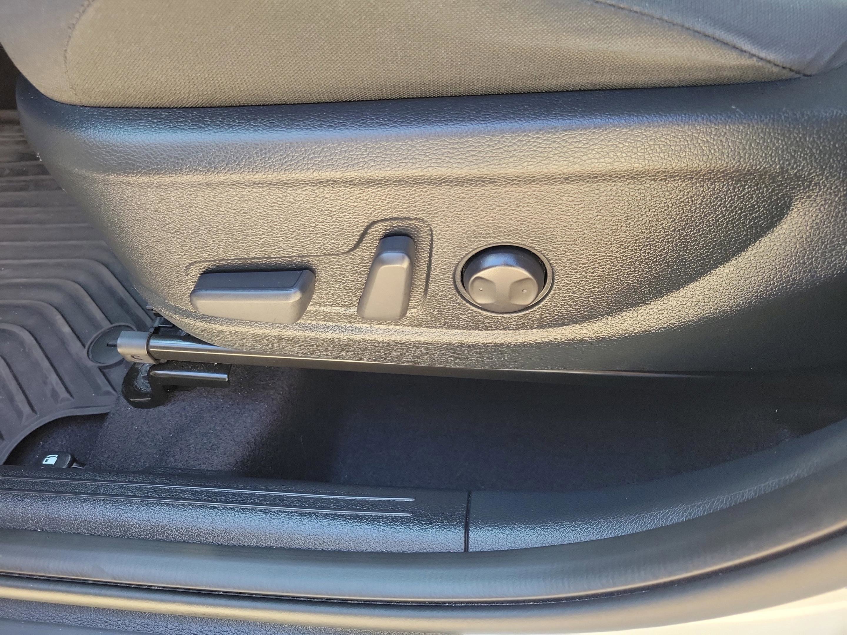 Used 2024 Kia Soul S FWD image 11