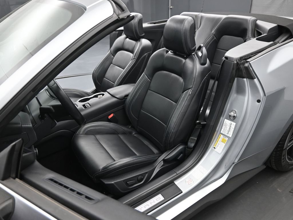 Used 2024 Ford Mustang Premium image 9