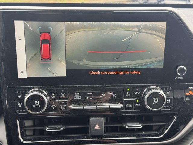 Used 2023 Toyota Highlander Limited image 27