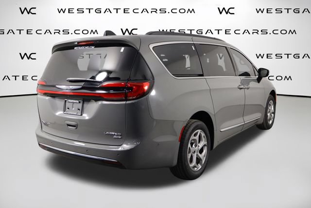 Used 2023 Chrysler Pacifica Limited w/ Uconnect Theater Family Group AWD/4WD image 49