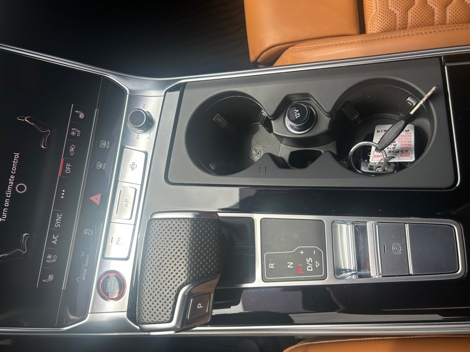 Certified 2024 Audi RS 6 performance AWD/4WD image 20