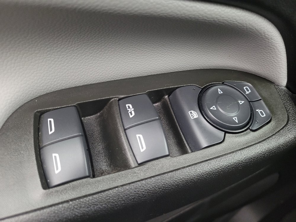 Used 2024 Chevrolet Equinox LS image 27