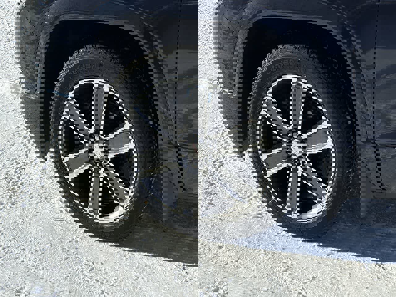 Used 2019 GMC Acadia Denali w/ Technology Package image 12