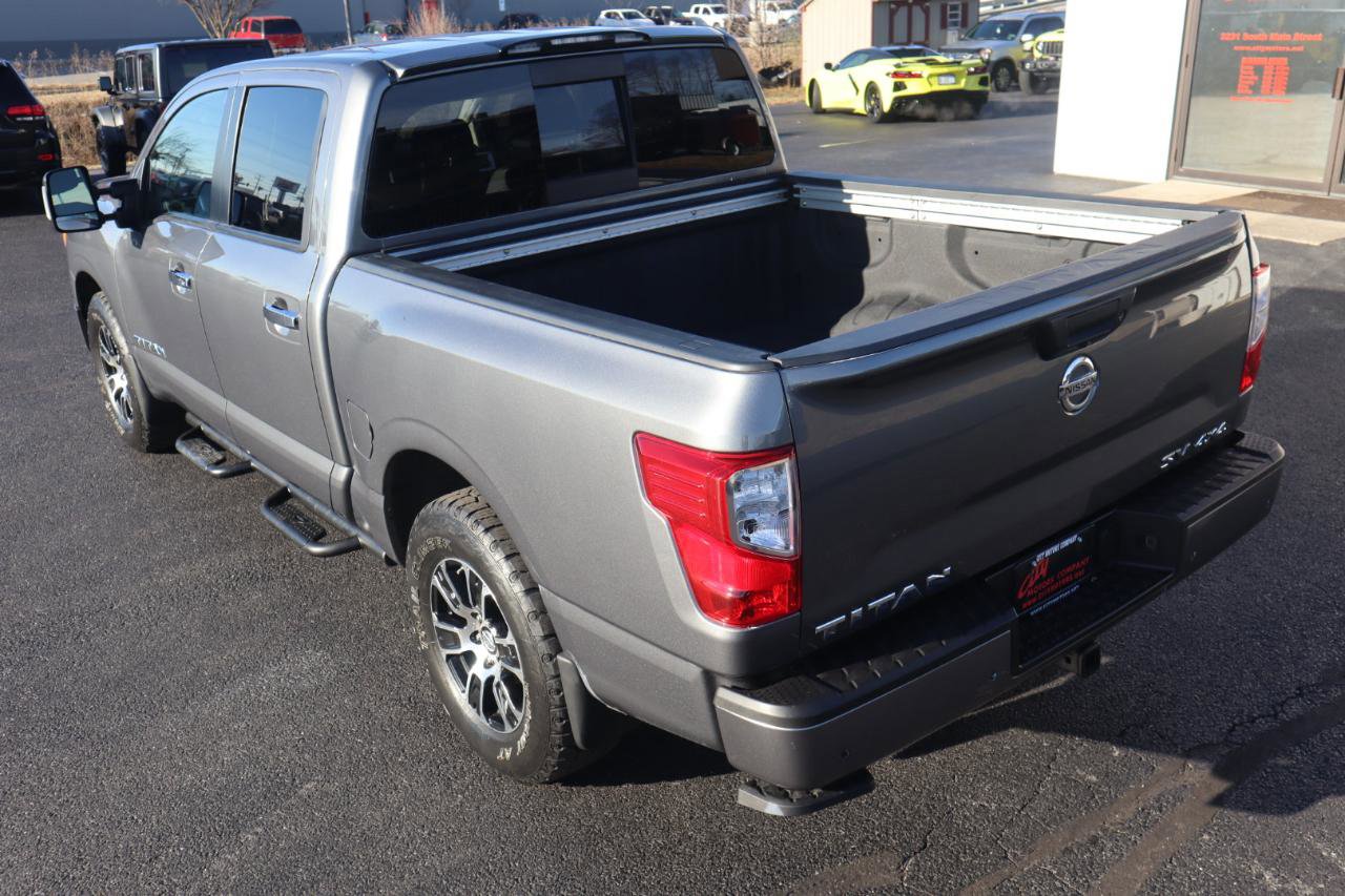 Used 2021 Nissan Titan SV w/ SV Convenience Package AWD/4WD image 14