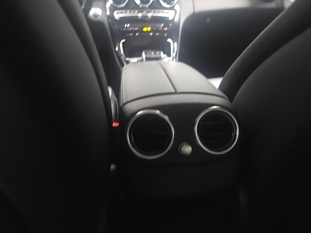 Used 2015 Mercedes-Benz C 300 4MATIC Sedan image 14