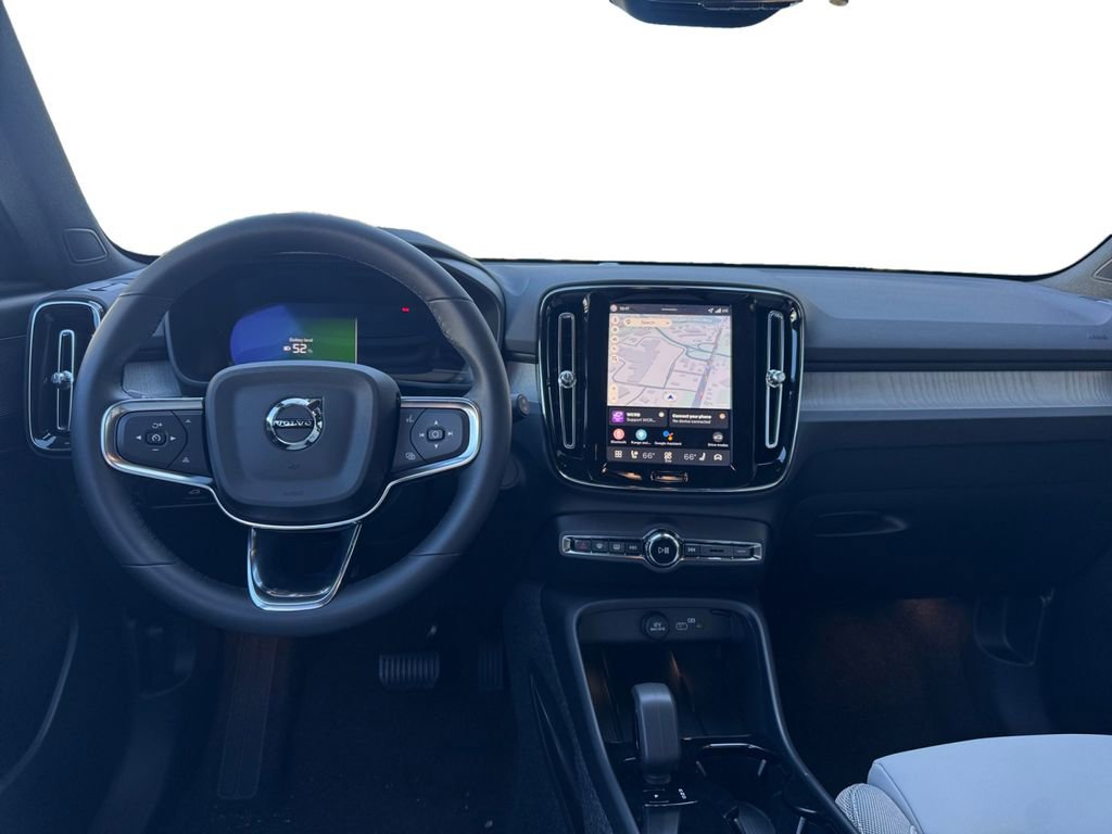 New 2026 Volvo EX40 Plus w/ Climate Package image 25