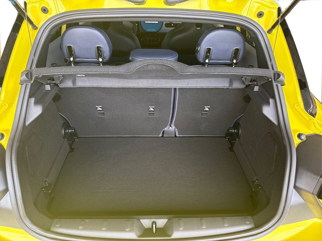 Used 2025 MINI Cooper S image 12