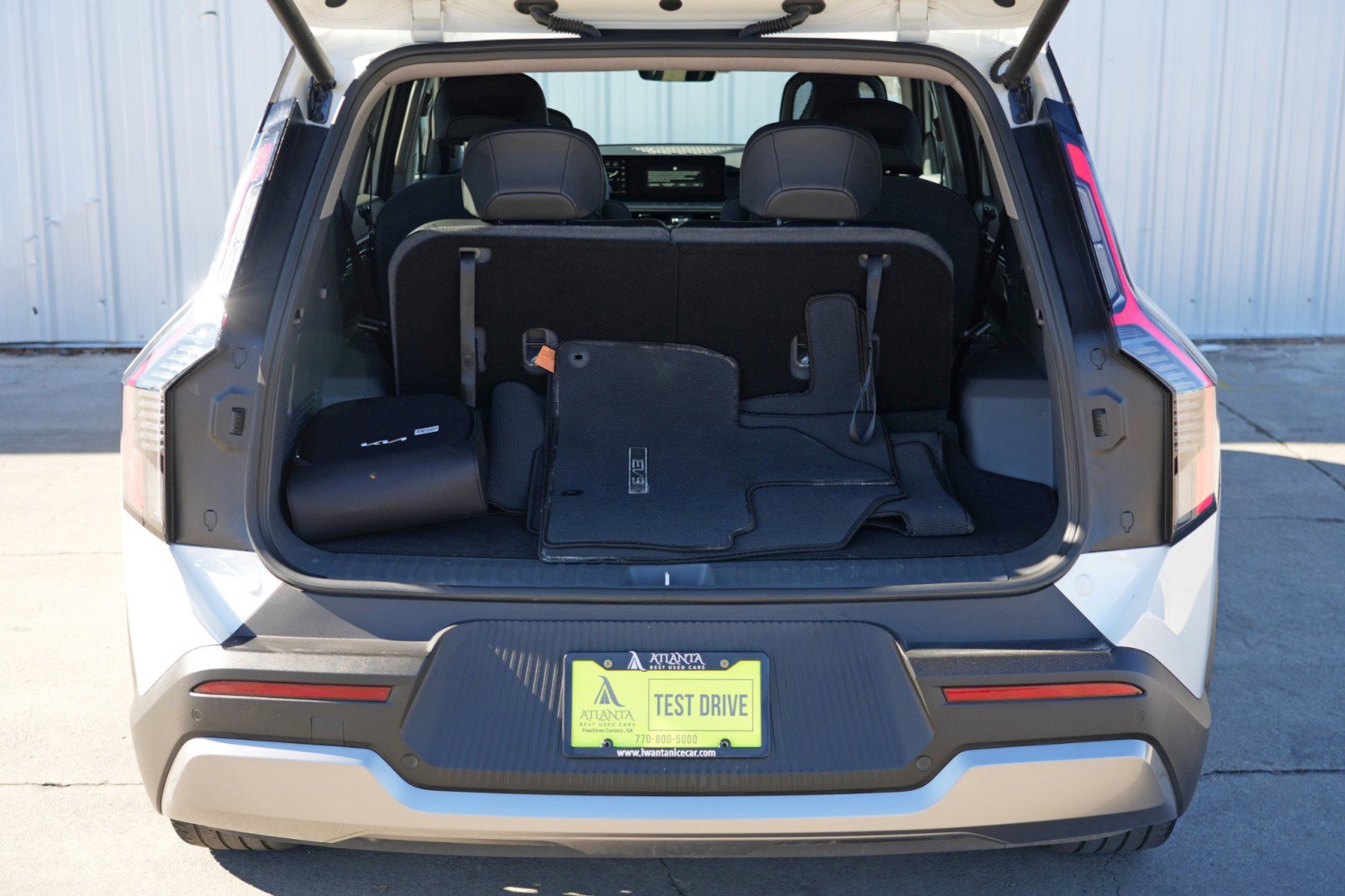 Used 2024 Kia EV9 Light Long Range image 9