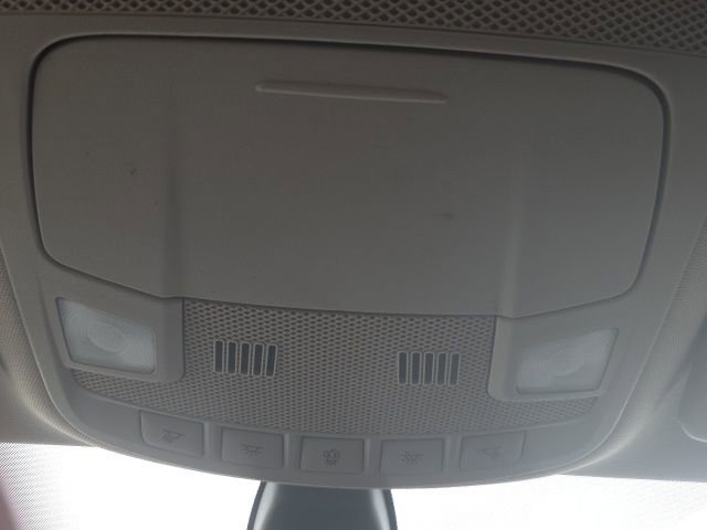 Used 2019 Ford Fusion SE image 24