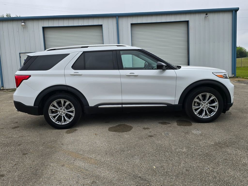 Used 2023 Ford Explorer Limited image 6