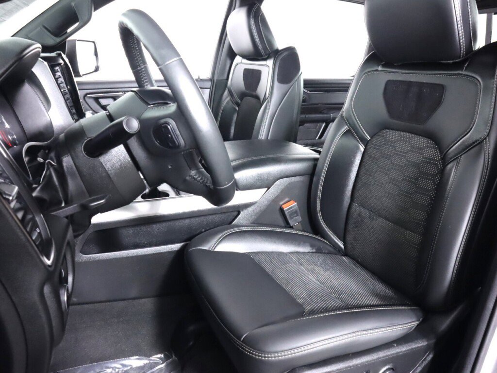 Used 2024 RAM 1500 Big Horn image 32