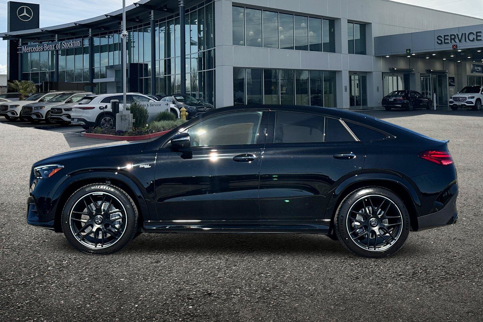 New 2026 Mercedes-Benz GLE 53 AMG 4MATIC Coupe image 7