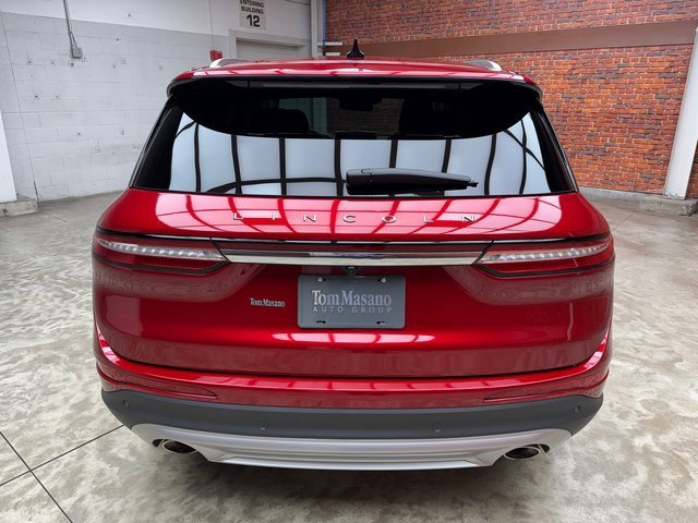 Used 2023 Lincoln Corsair Reserve image 4