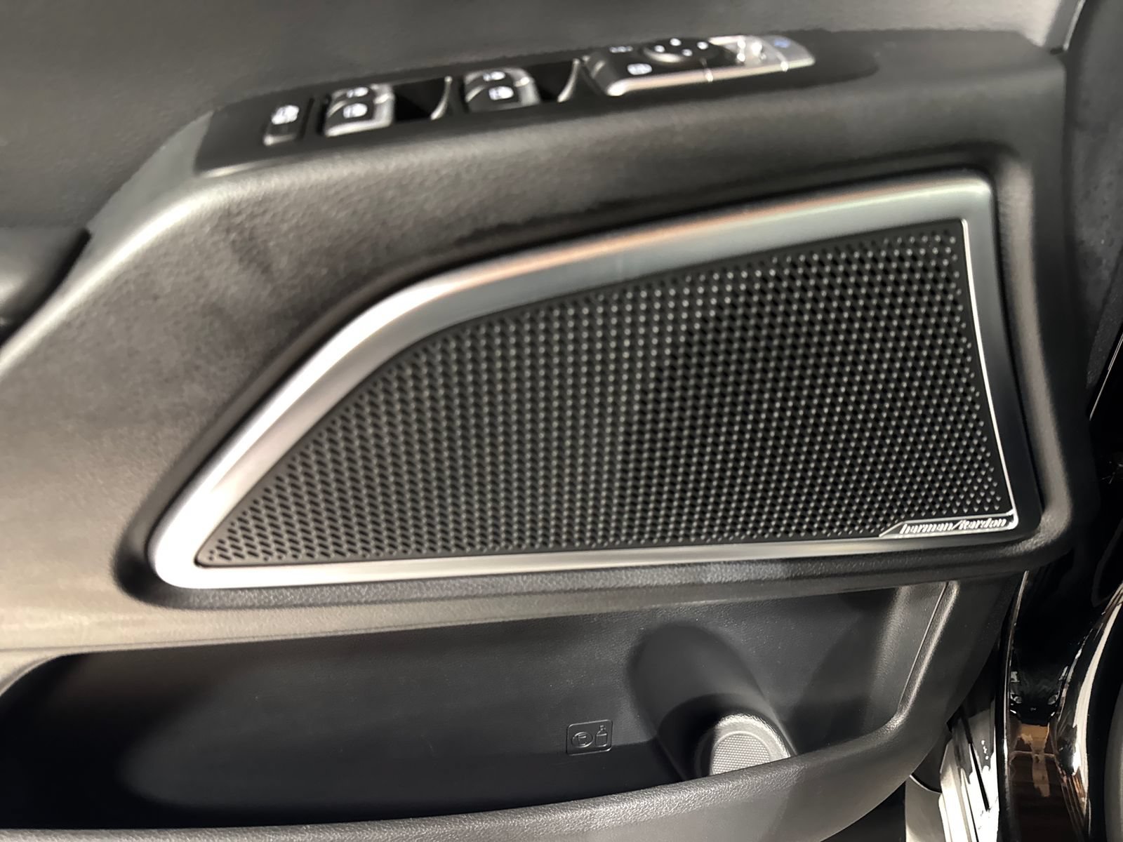 Used 2023 Kia Telluride SX AWD/4WD image 17