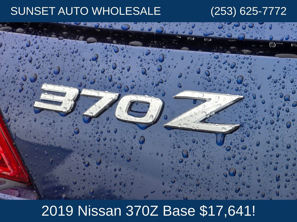 Used 2019 Nissan 370Z Coupe RWD image 23