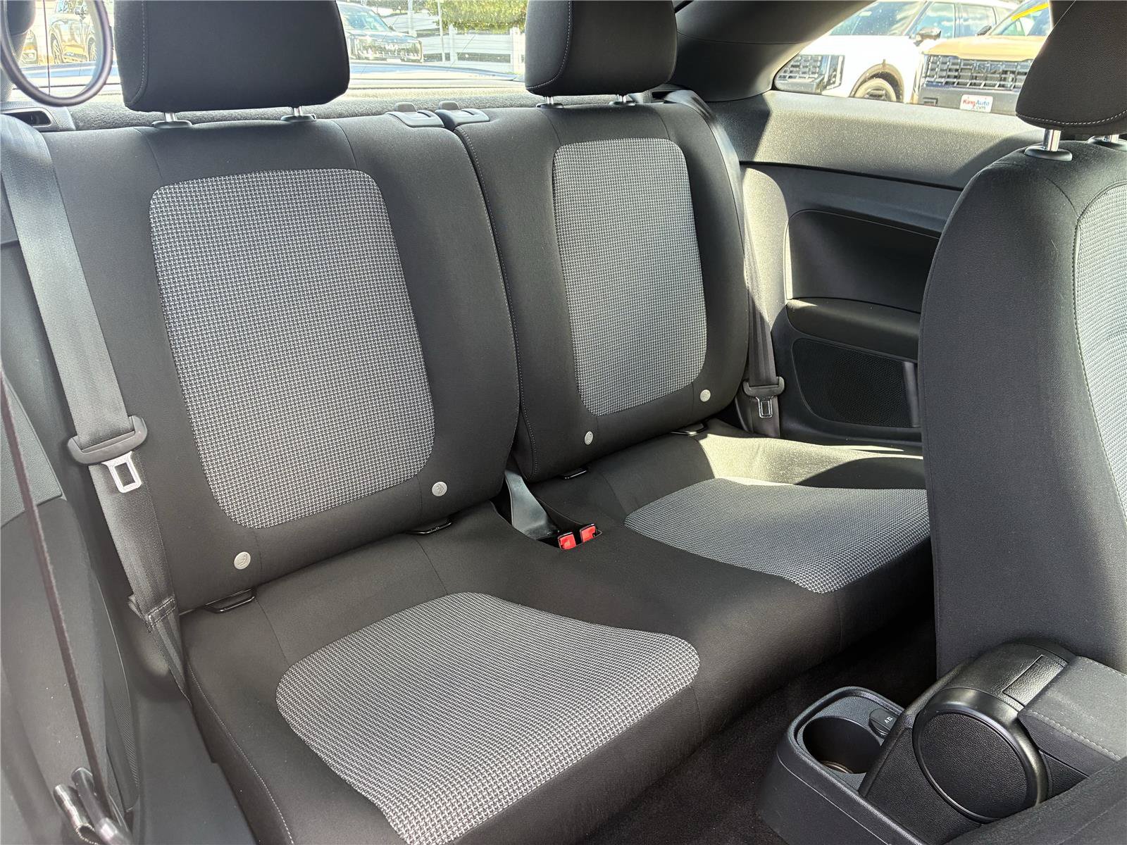 Used 2019 Volkswagen Beetle 2.0T S FWD image 15