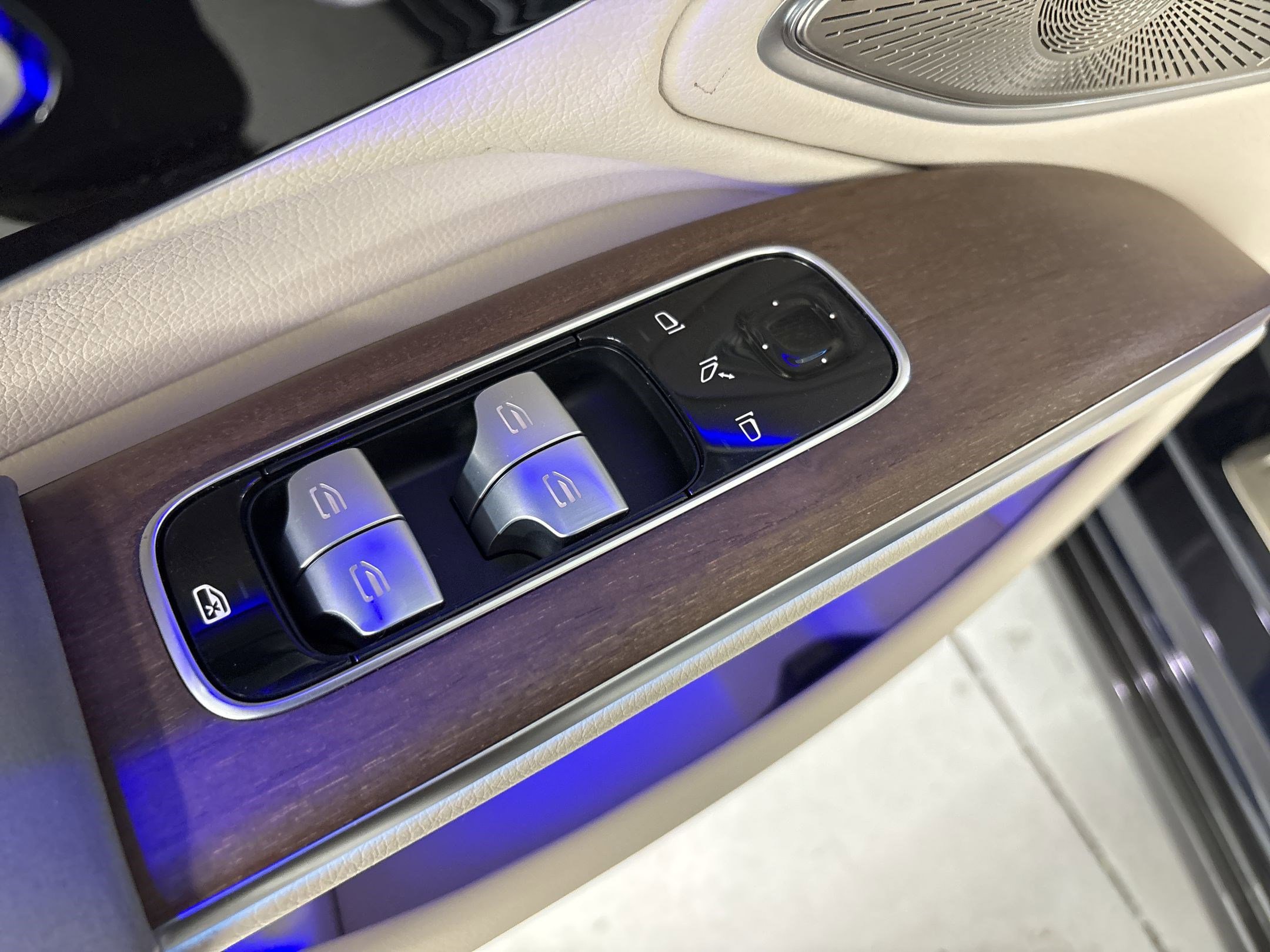 Certified 2023 Mercedes-Benz EQS 450+ 4MATIC Sedan image 13