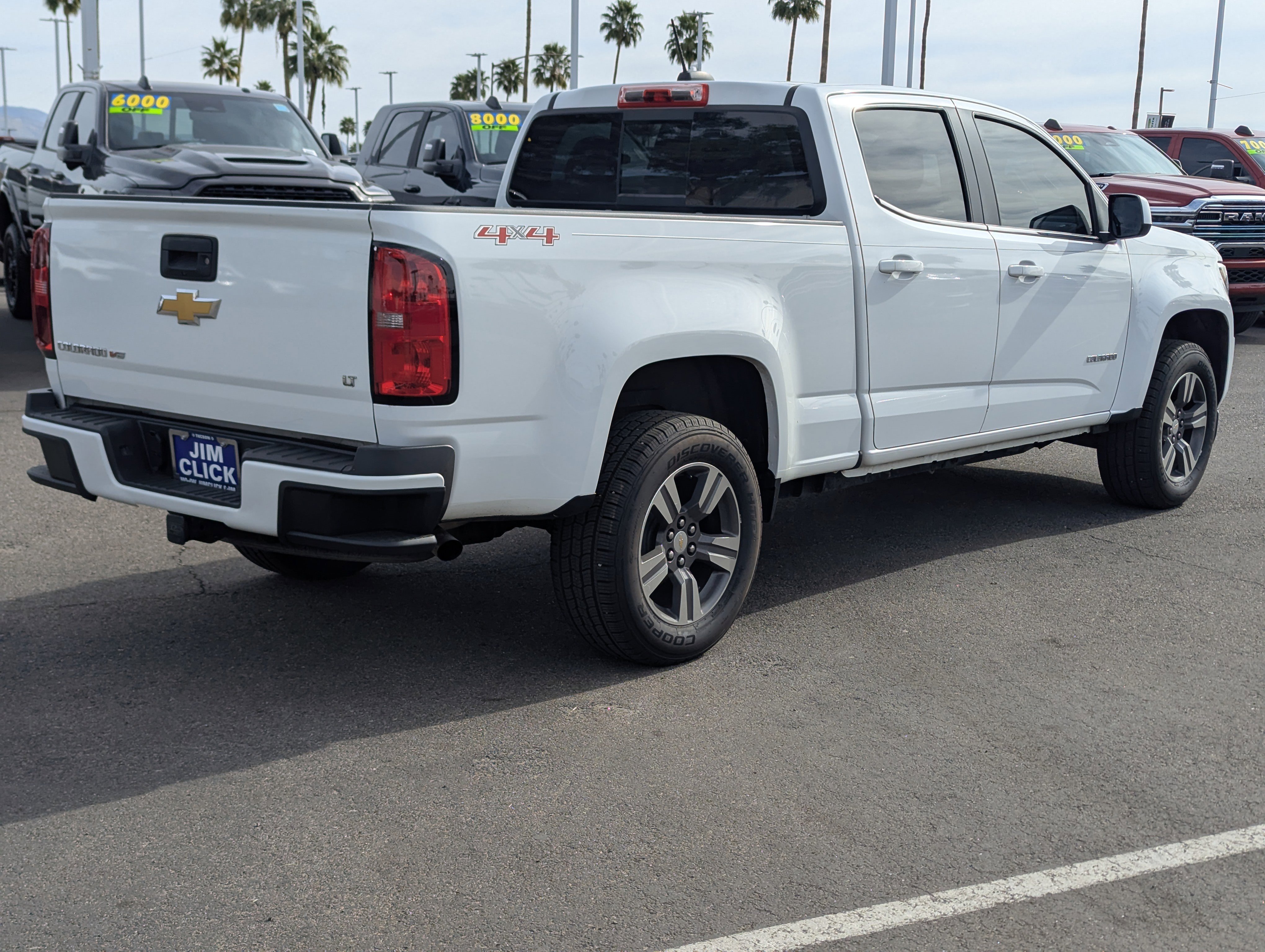 Used 2018 Chevrolet Colorado LT w/ LT Convenience Package image 2