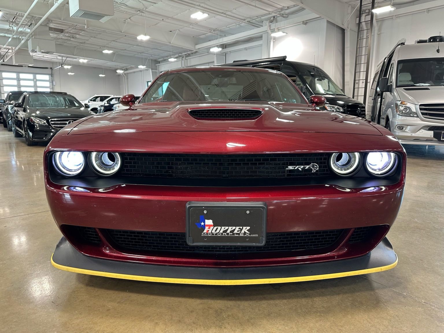 Used 2018 Dodge Challenger SRT Hellcat image 2