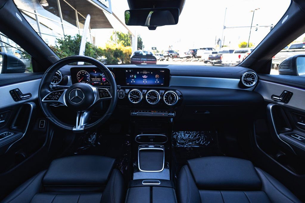 Used 2025 Mercedes-Benz CLA 250 4MATIC image 23