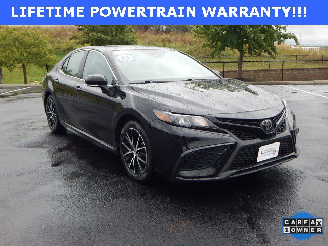 Used 2024 Toyota Camry SE