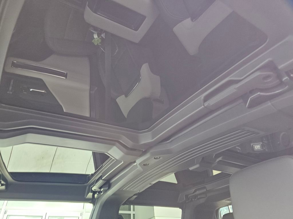 New 2026 GMC Hummer EV 4x4 Crew Cab image 24