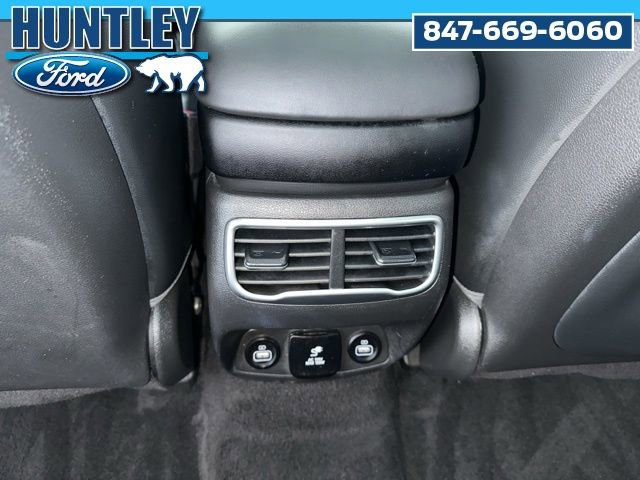 Used 2022 Hyundai Santa Fe Limited image 18