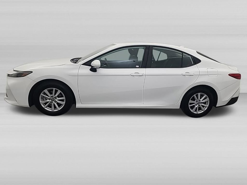 Used 2026 Toyota Camry LE FWD image 7