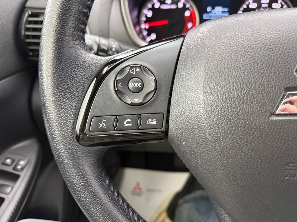 Used 2023 Mitsubishi Eclipse Cross SEL image 33