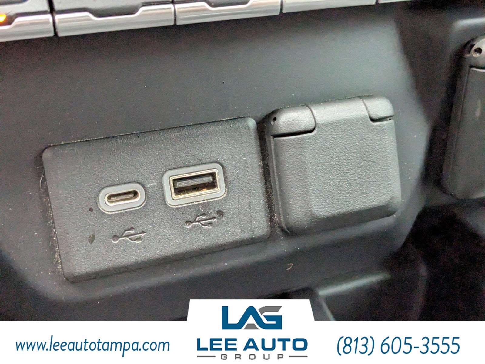 Used 2021 GMC Sierra 1500 AT4 w/ AT4 Premium Package image 24