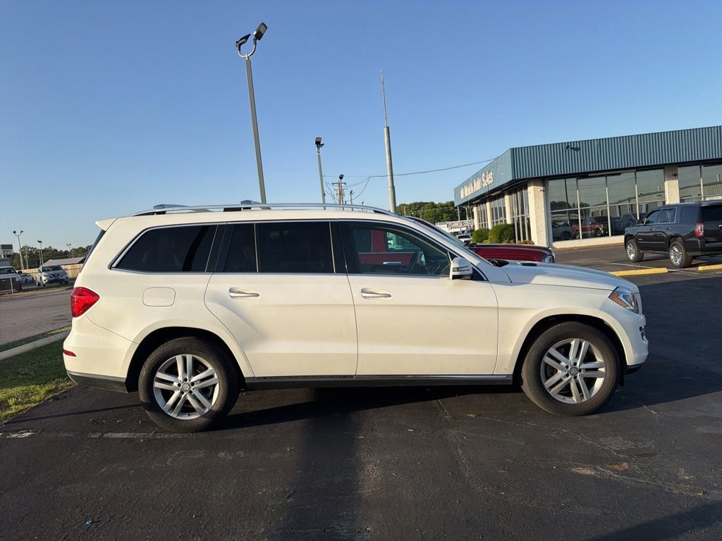 Used 2015 Mercedes-Benz GL 450 4MATIC image 5