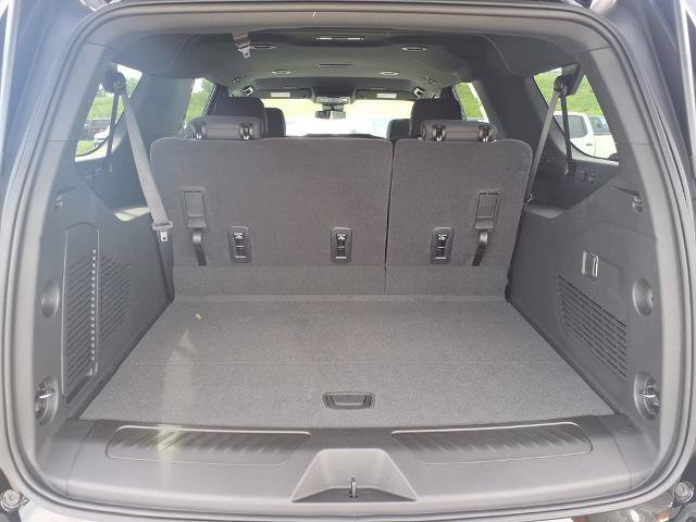 New 2026 Chevrolet Suburban LS w/ Max Trailering Package AWD/4WD image 5