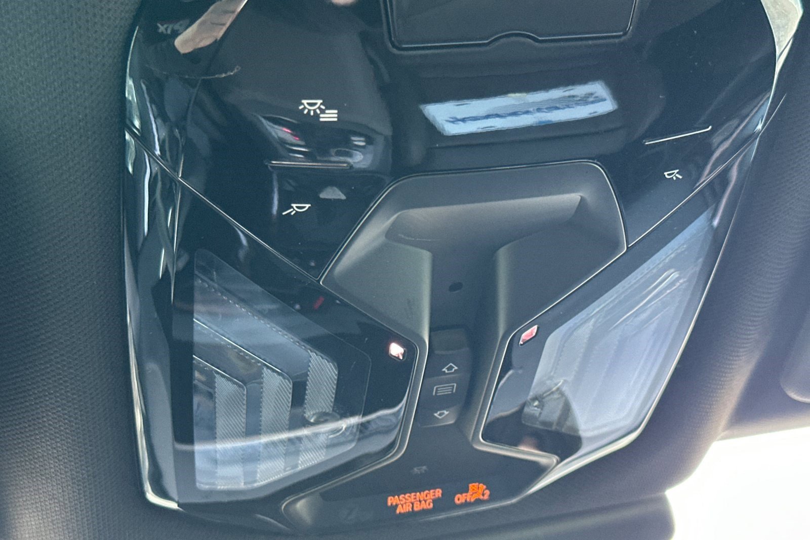 Used 2025 BMW X3 xDrive30i w/ Convenience Package image 23