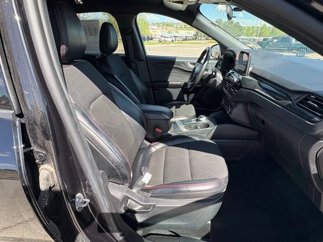 Used 2025 Ford Escape ST-Line AWD/4WD image 32