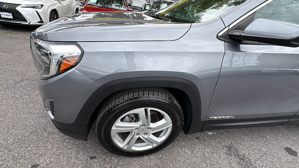 Used 2018 GMC Terrain SLE AWD/4WD image 9