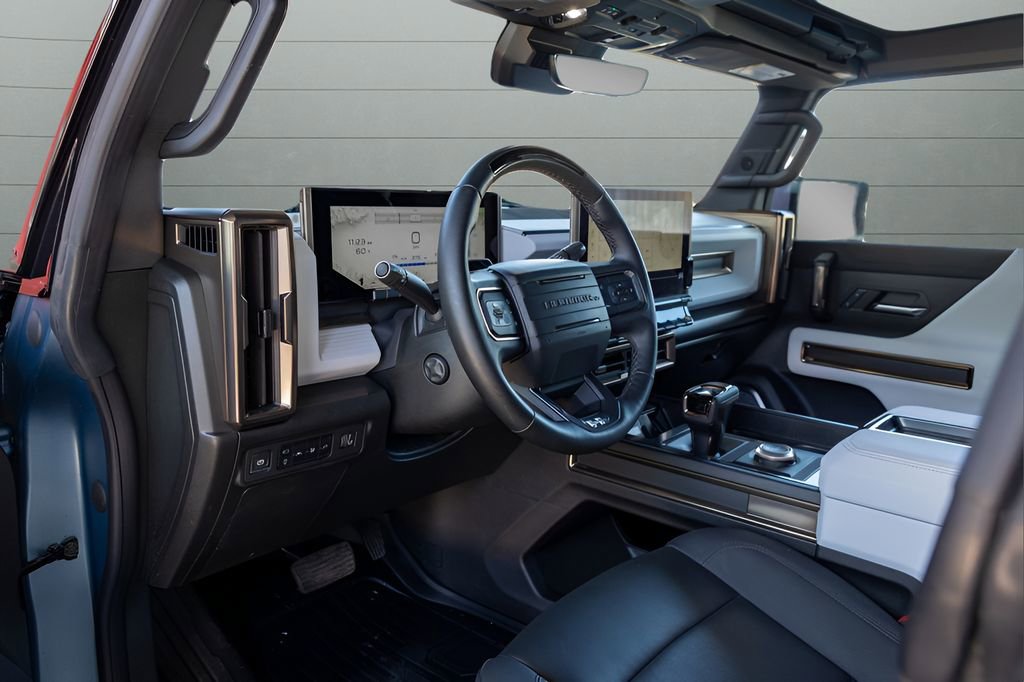 Used 2024 GMC Hummer EV 3X w/ Omega Edition AWD/4WD image 46
