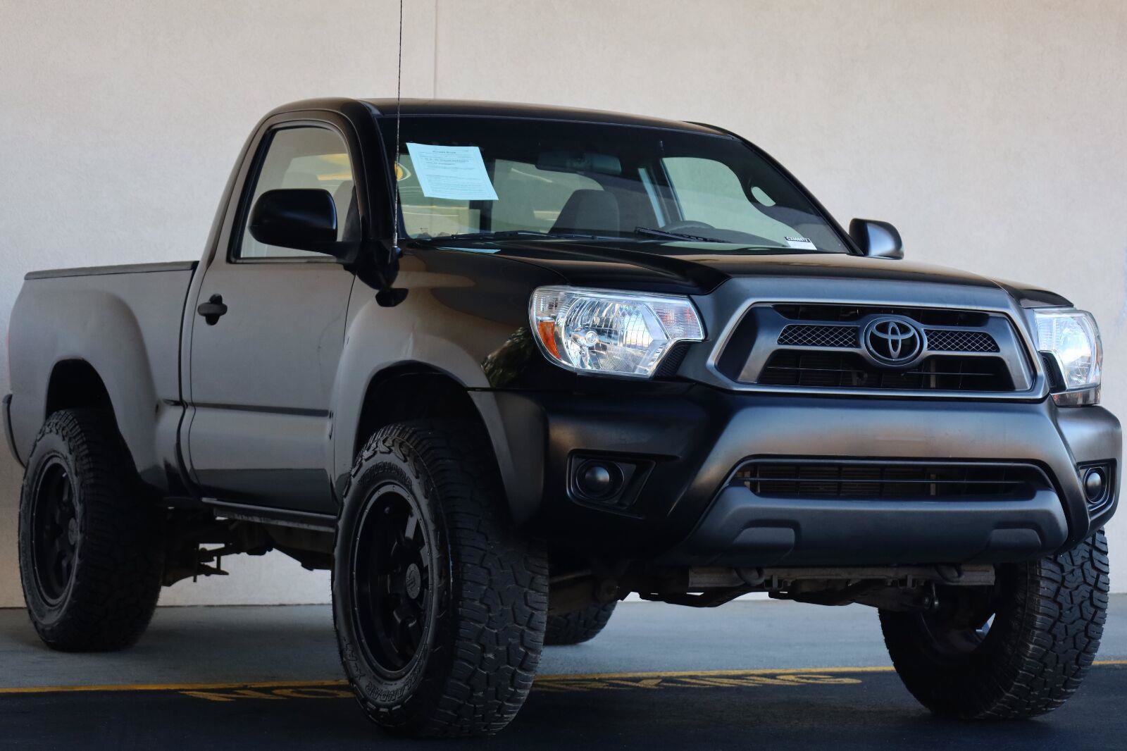 Used 2012 Toyota Tacoma 2WD Regular Cab image 7