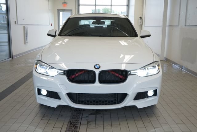 Used 2018 BMW 330i xDrive Sedan AWD/4WD image 17