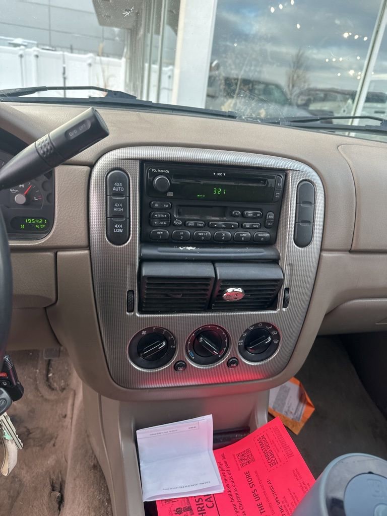 Used 2003 Ford Explorer XLT image 13
