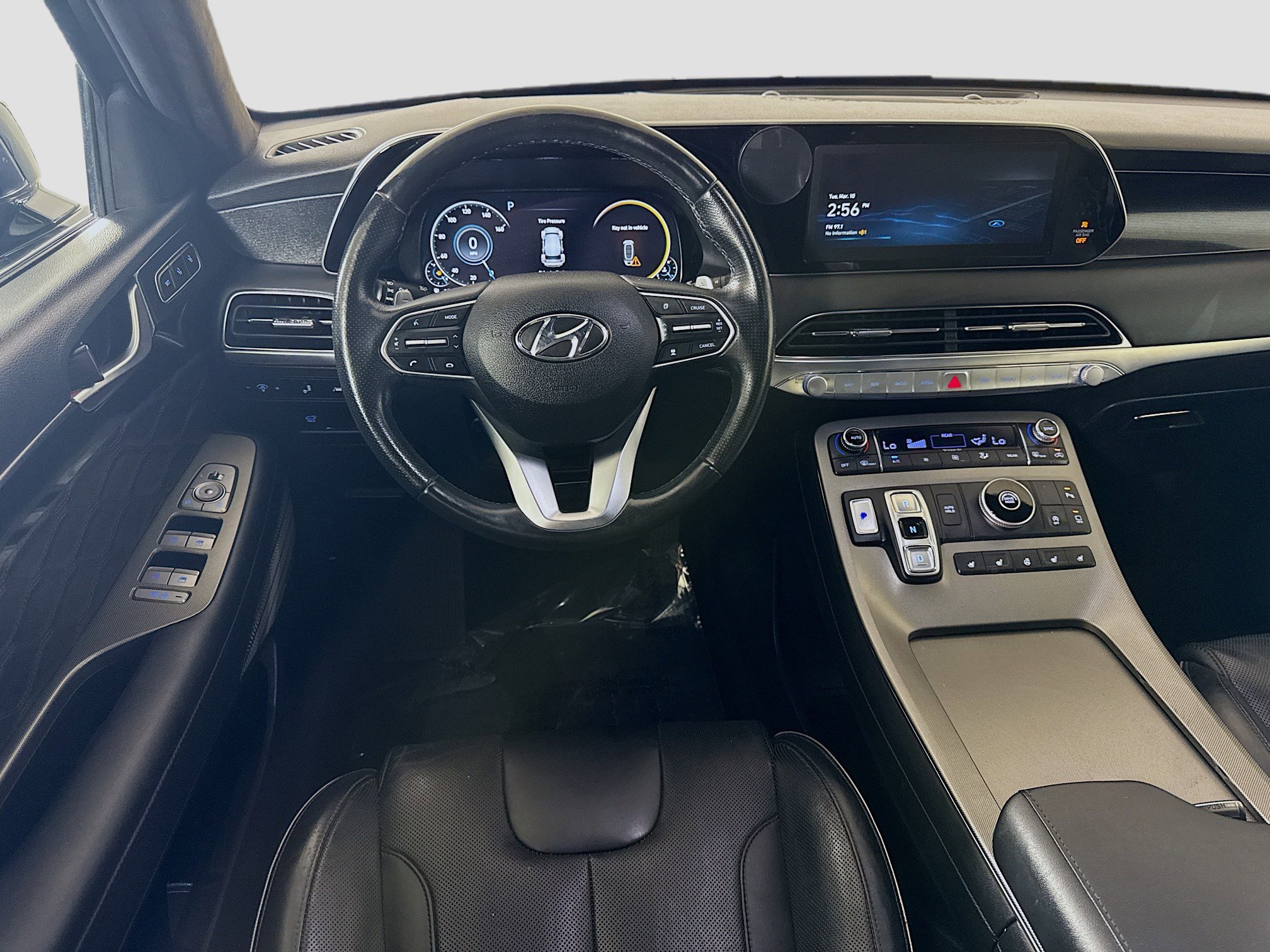 Used 2022 Hyundai Palisade Calligraphy image 17