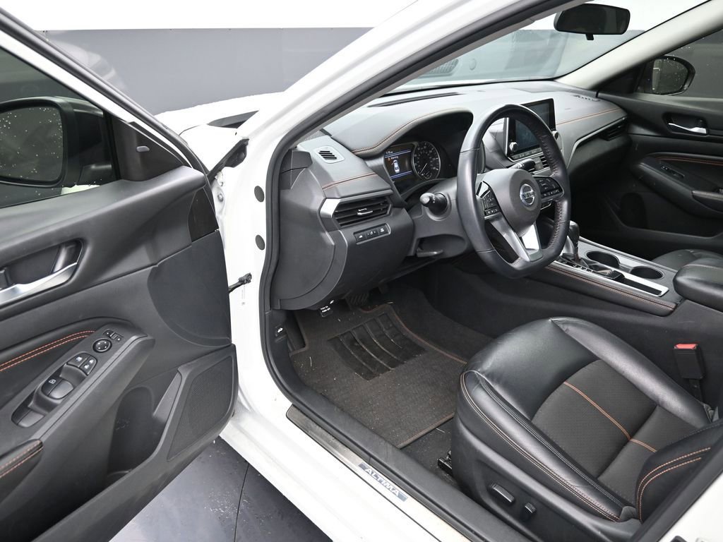 Used 2021 Nissan Altima 2.5 SR image 10