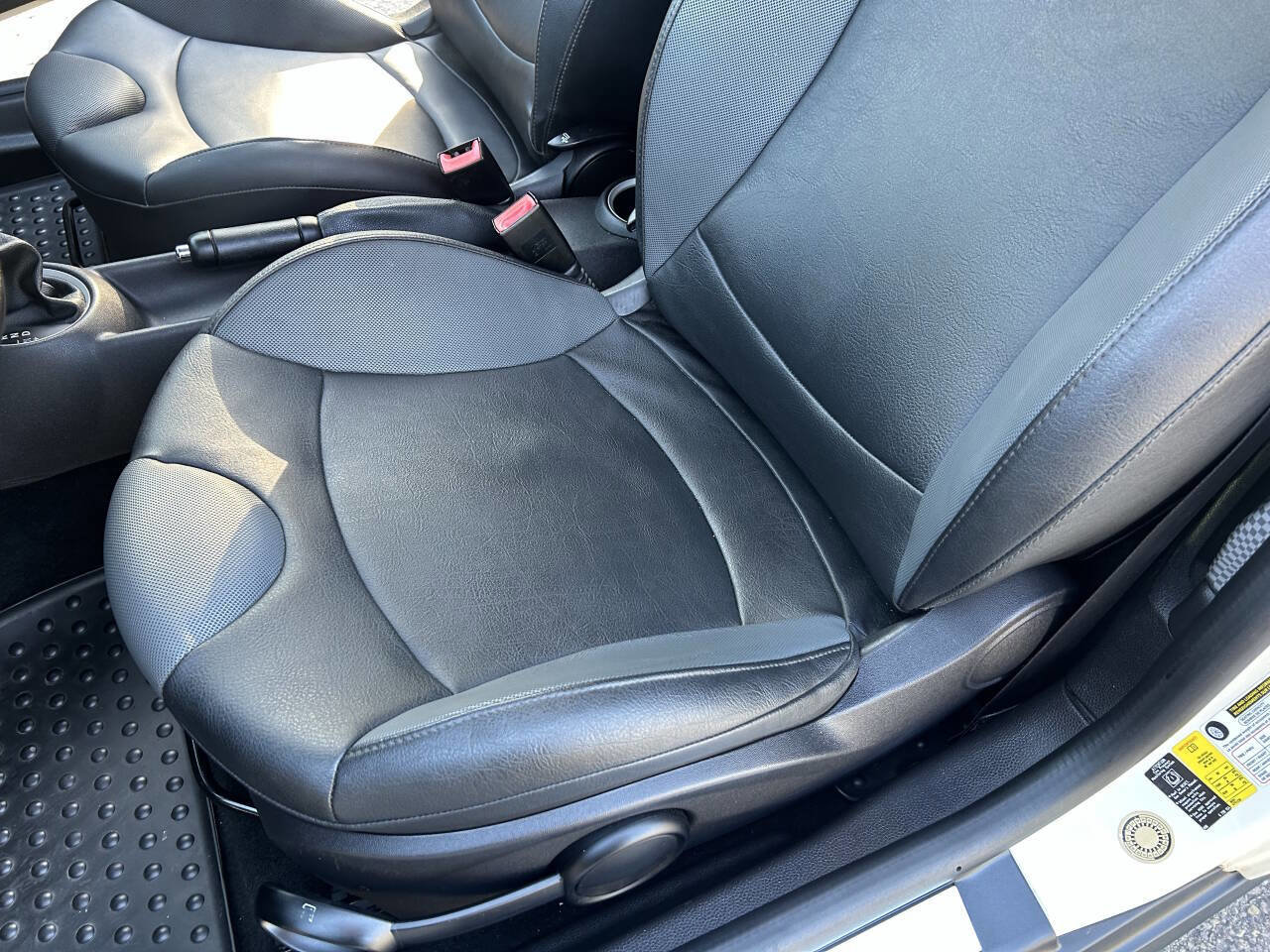 Used 2010 MINI Cooper S image 7