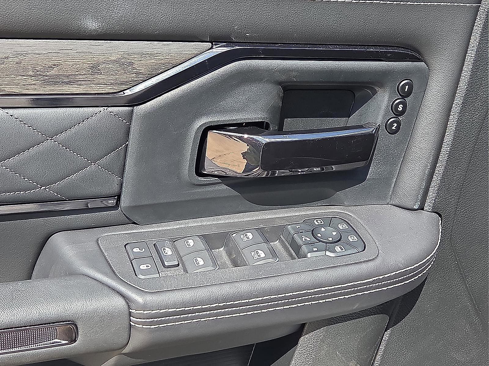 New 2026 RAM 3500 Limited image 13