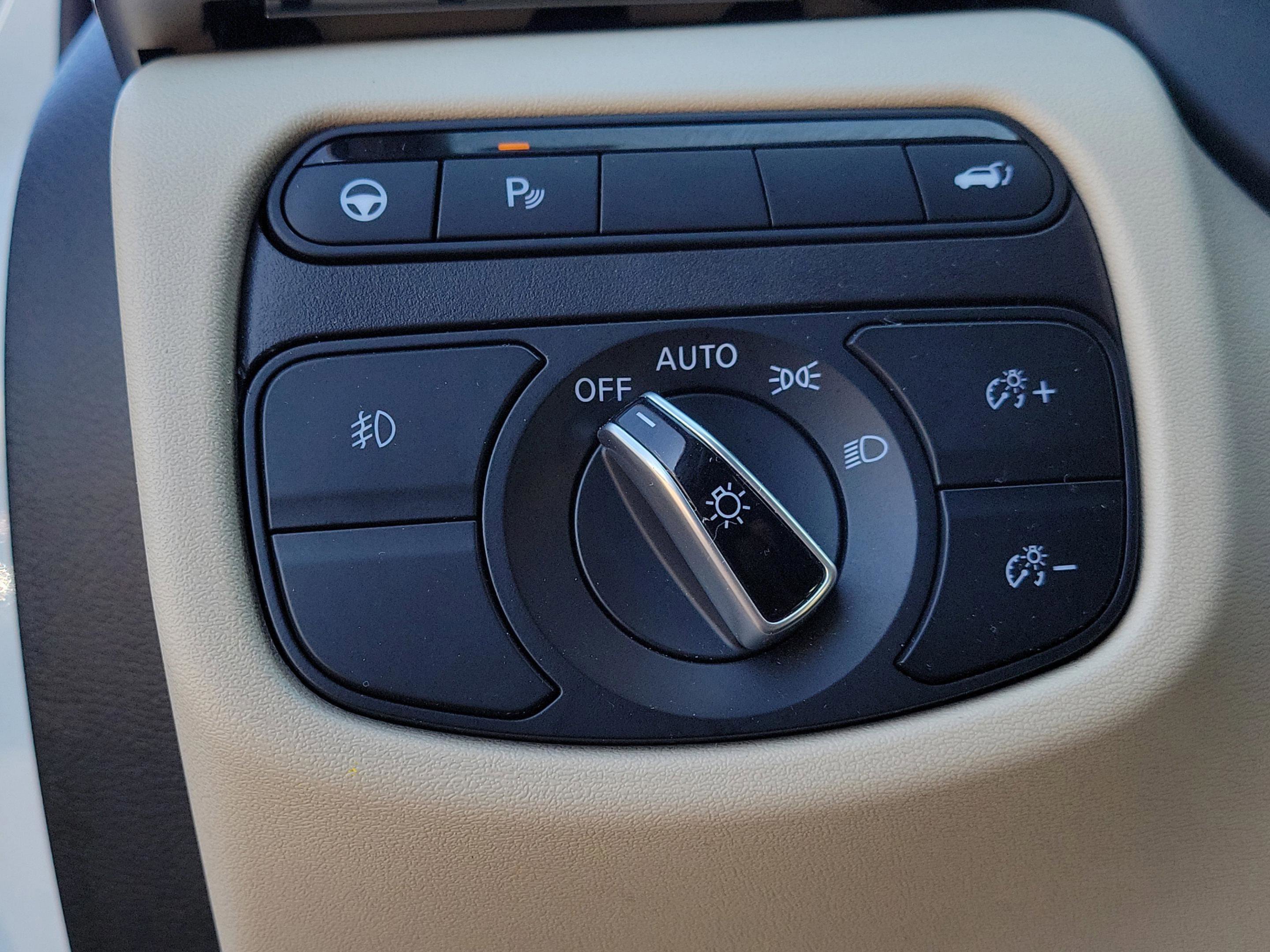 Used 2022 INFINITI QX50 Luxe image 15