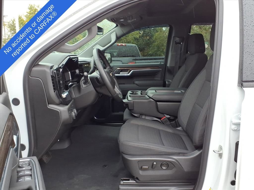 Used 2025 Chevrolet Silverado 1500 LT image 18