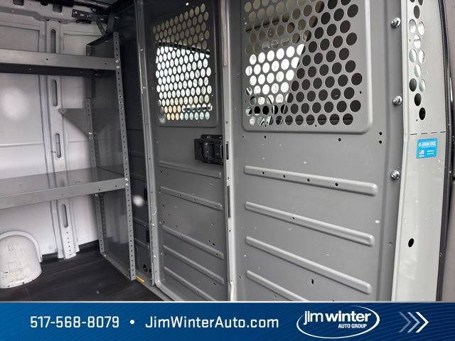 Used 2022 GMC Savana 2500 w/ Driver Convenience Package RWD image 18