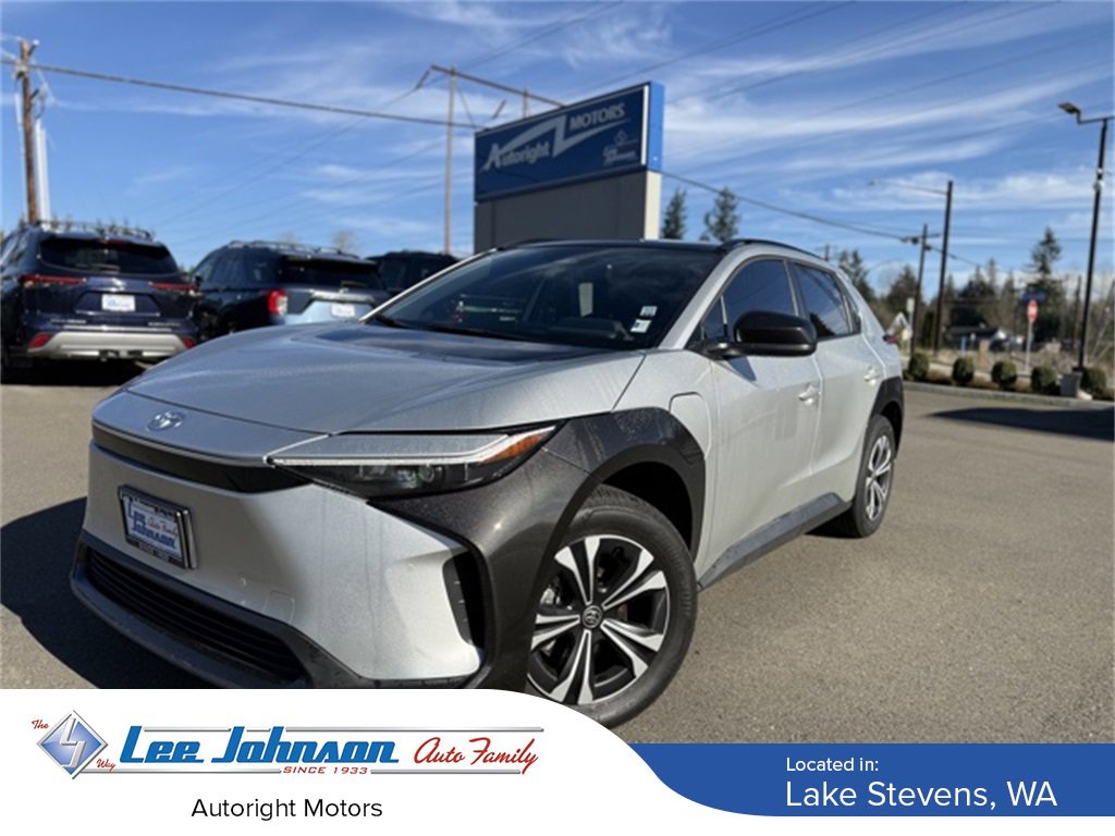 Used 2023 Toyota bZ4X FWD image 1