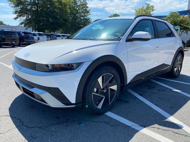 Used 2025 Hyundai Ioniq 5 SEL image 3