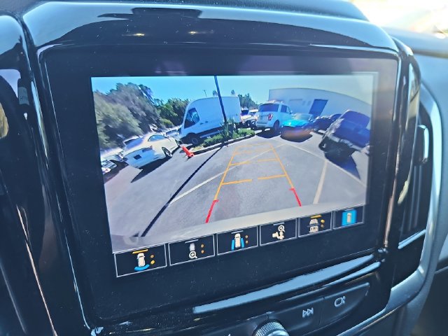 Used 2023 Chevrolet Traverse RS AWD/4WD image 22
